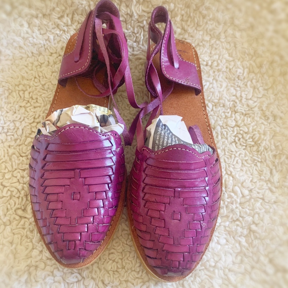 Mexican Lace-Up Huaraches (Purple)